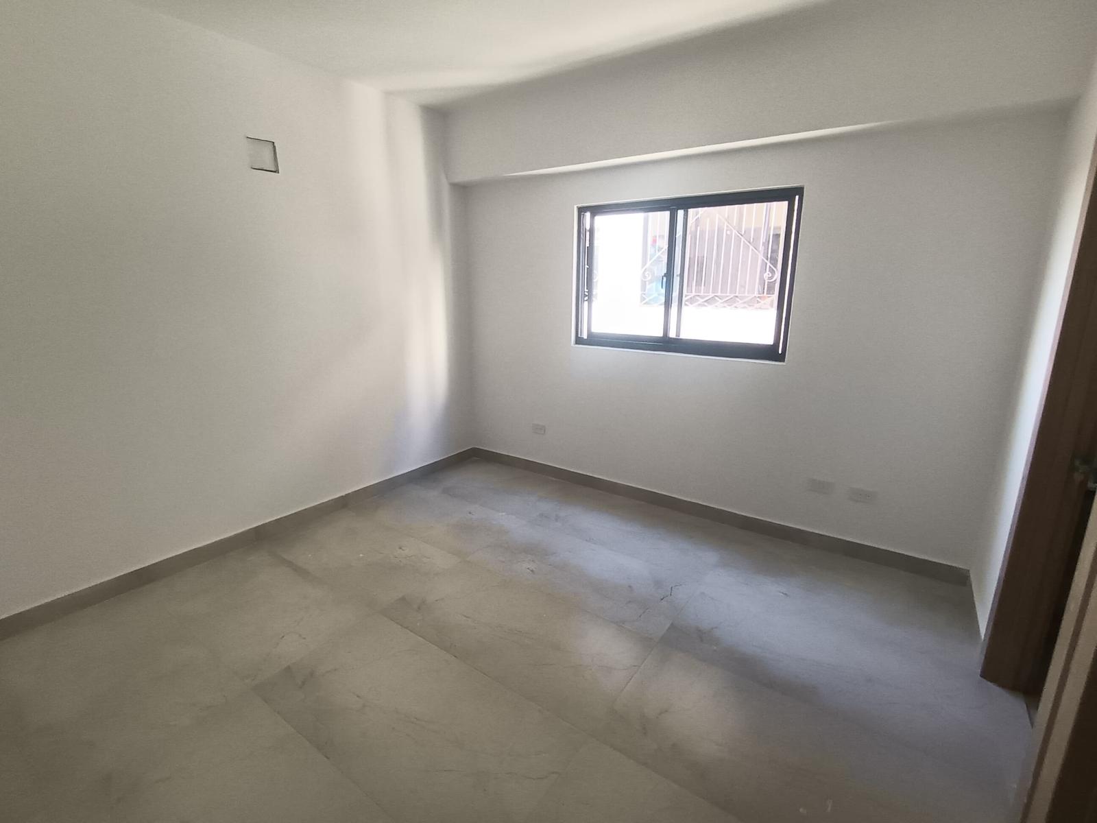 Apartamento a estrenar en alquiler en Evaristo Morales Foto 7315941-10.jpg