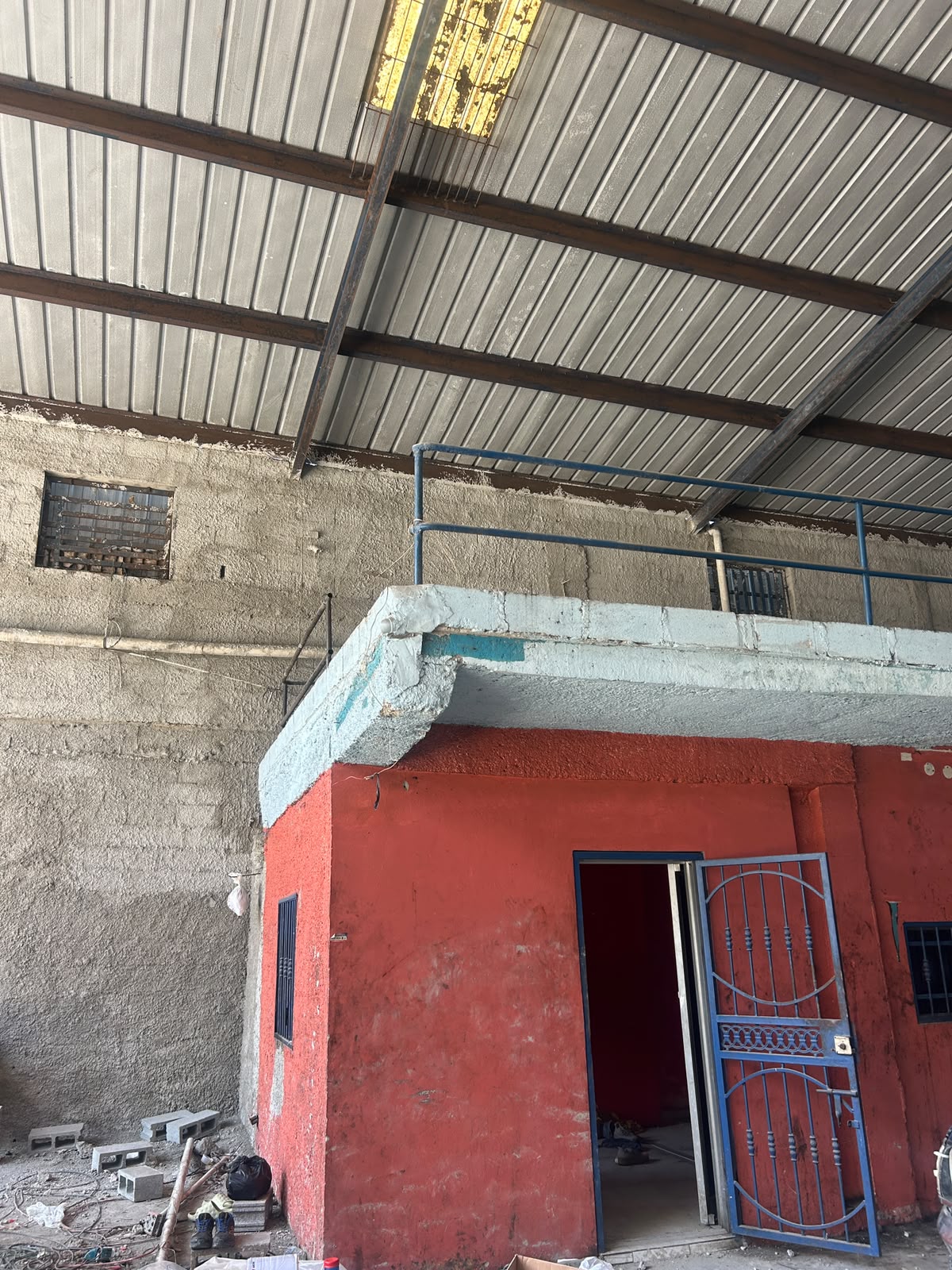 ALQUILER DE NAVE INDUSTRIAL VILLA JUANA SANTO DOMINGO  Foto 7315944-5.jpg