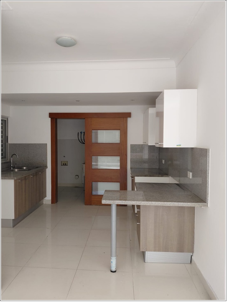 Vendo Apto 2 Habs. en TORRE MONARCA Ens. EL VERGEL 163 Mts.2 2do PISO Foto 7316178-4.jpg