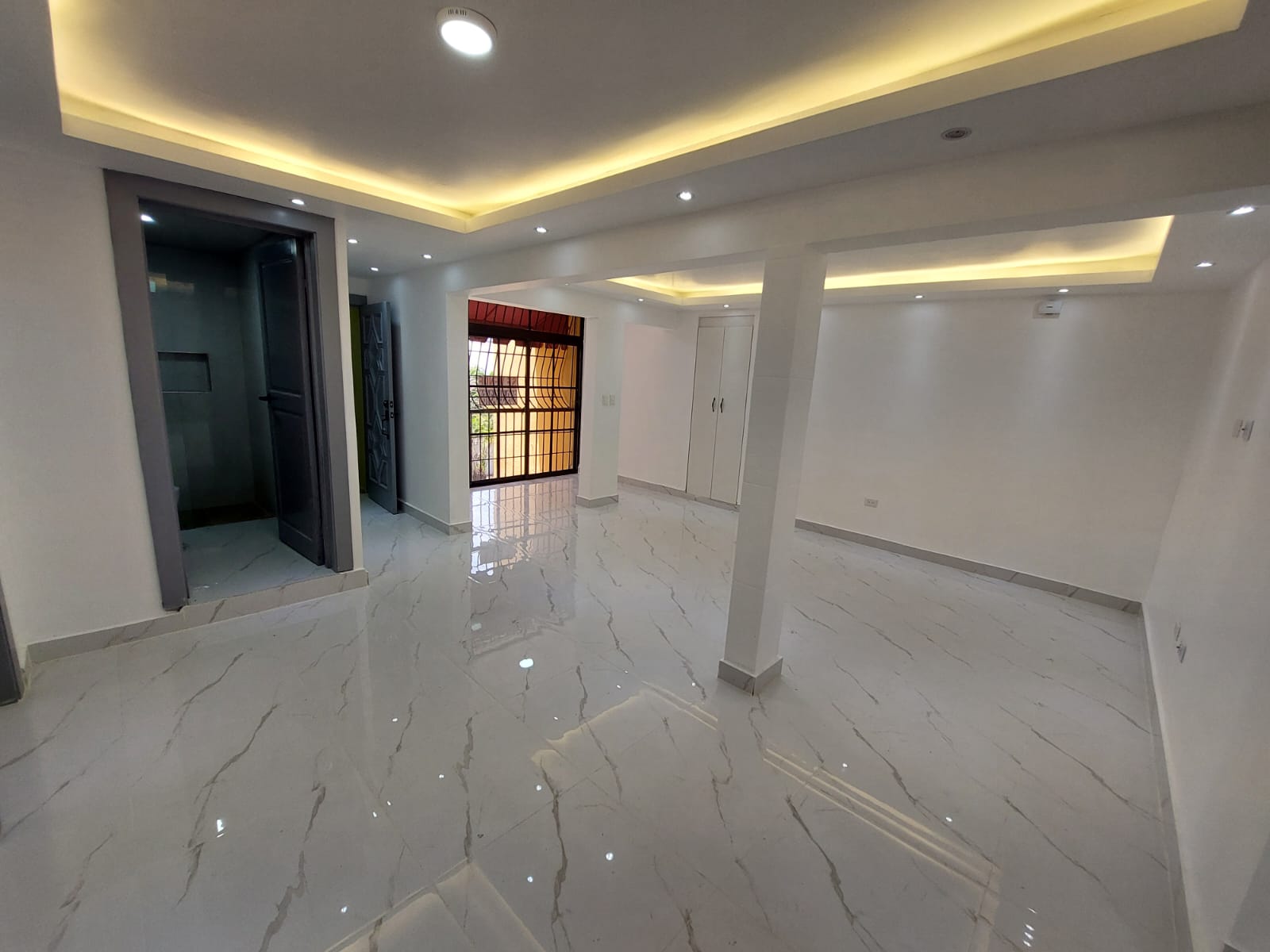 Apartamento Remodelado en Venta en Av. Independencia Cerca del Mirador Foto 7316307-1.jpg