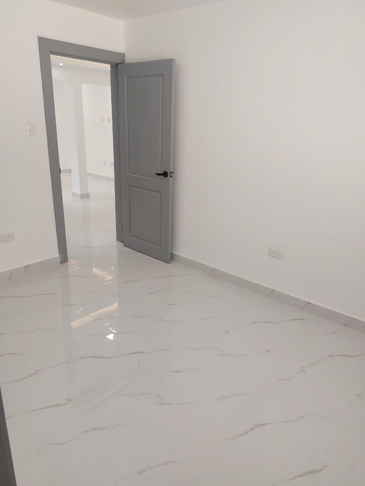 Apartamento Remodelado en Venta en Av. Independencia Cerca del Mirador Foto 7316307-11.jpg