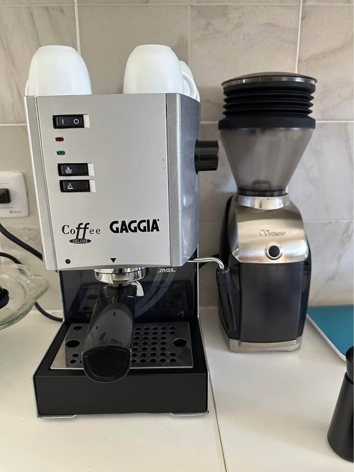 GAGGIA Clasic Pro Deluxe - Maquina de Café Expreso de nivel profesiona Foto 7316341-1.jpg