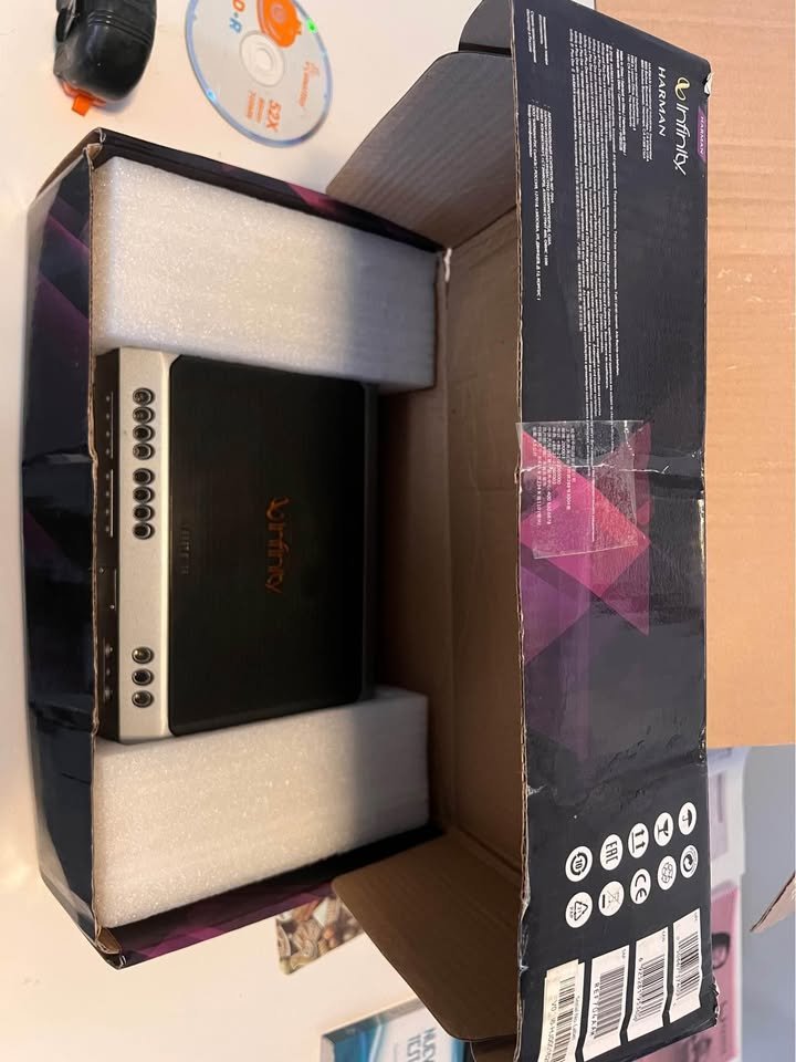 Vendo Planta de música para vehículos Harman Kardon NUEVA EN CAJA Foto 7316346-2.jpg