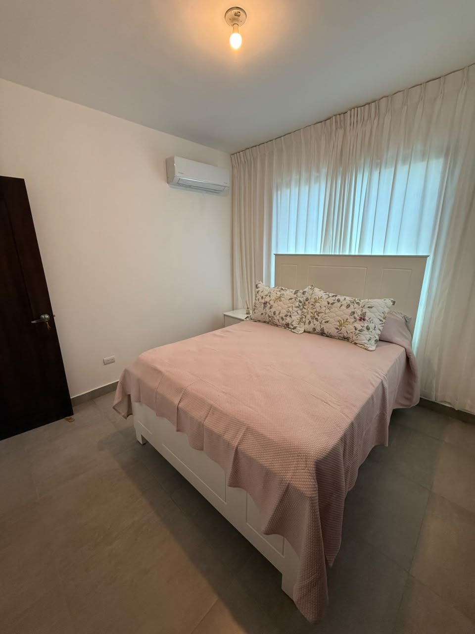 ???? Apartamento Amueblado en Alquiler Primer nivel  Llanos de Gurabo  Foto 7316526-10.jpg