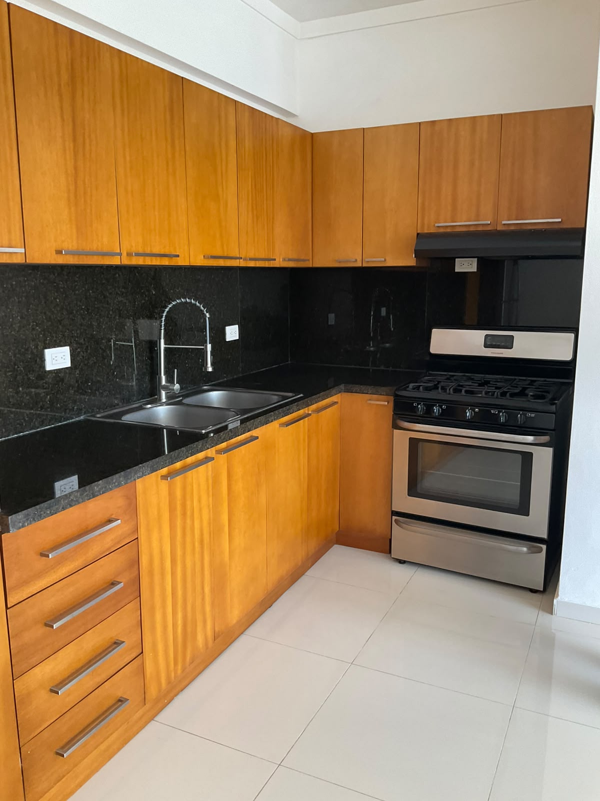 Apartamento moderno elegante y con una ubicación privilegiada en el co Foto 7316608-4.jpg