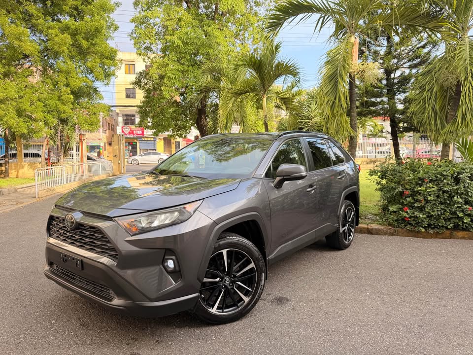 TOYOTA RAV4 LE PLUS 2019  4x4  CLEAN CARFAX EXCELENTE CONDICIONES INTE Foto 7316850-1.jpg