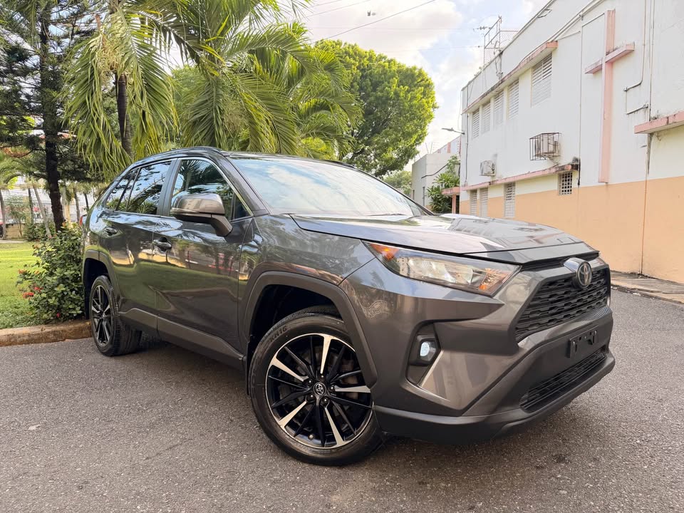 TOYOTA RAV4 LE PLUS 2019  4x4  CLEAN CARFAX EXCELENTE CONDICIONES INTE Foto 7316850-2.jpg