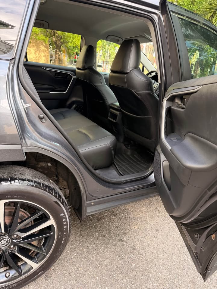 TOYOTA RAV4 LE PLUS 2019  4x4  CLEAN CARFAX EXCELENTE CONDICIONES INTE Foto 7316850-4.jpg
