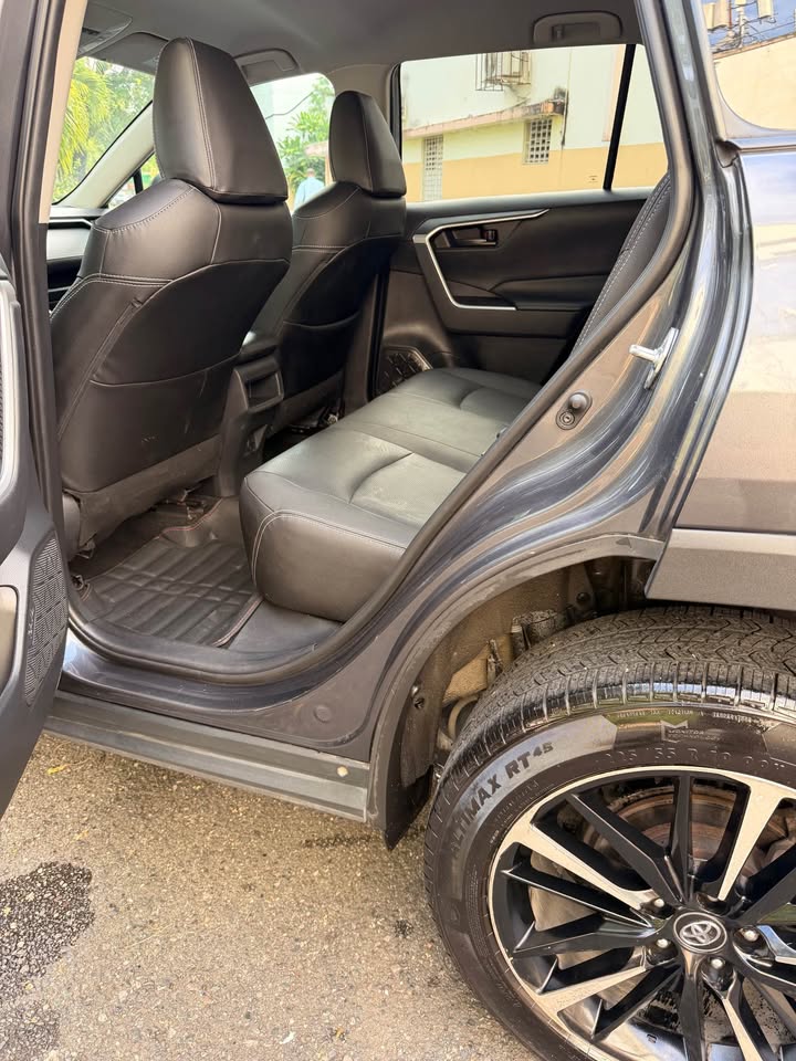TOYOTA RAV4 LE PLUS 2019  4x4  CLEAN CARFAX EXCELENTE CONDICIONES INTE Foto 7316850-5.jpg