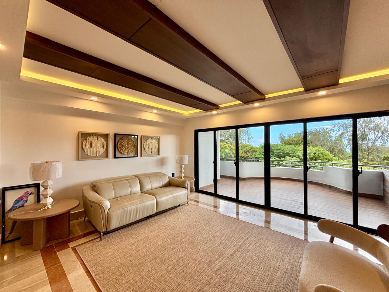 Impresionante apartamento totalmente remodelado en venta y alquiler en Foto 7316856-1.jpg
