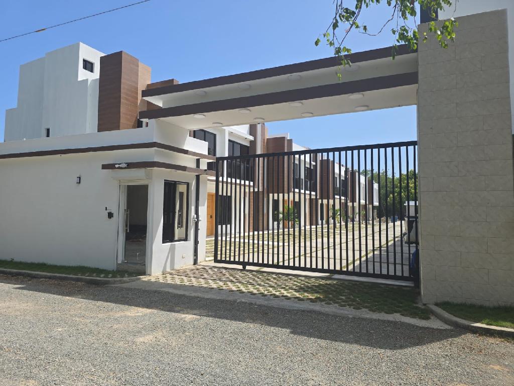 Vive a solo minutos del mar y haz realidad el hogar que siempre soñast Foto 7316873-1.jpg
