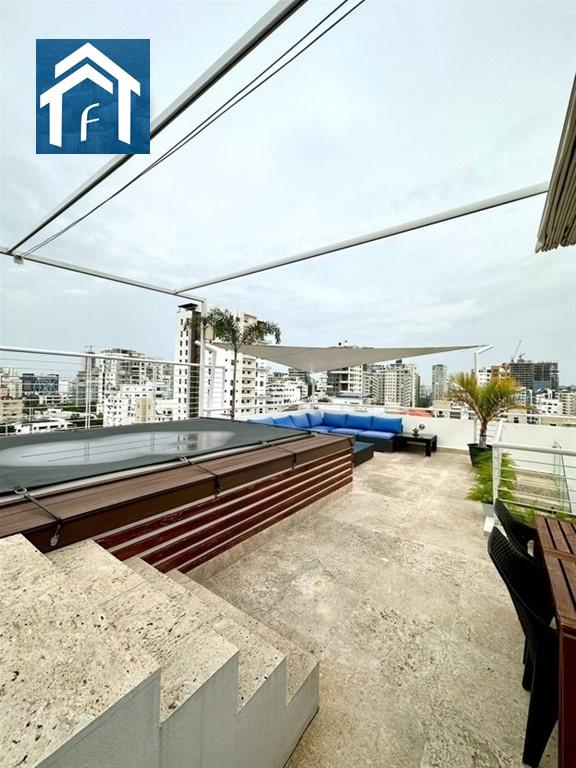 Penthouse en alquiler en Urb. Paraíso de tres habitaciones amueblado 3 Foto 7317123-1.jpg