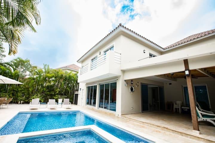 Villa en Venta en Juan Dolio. Foto 7317195-11.jpg