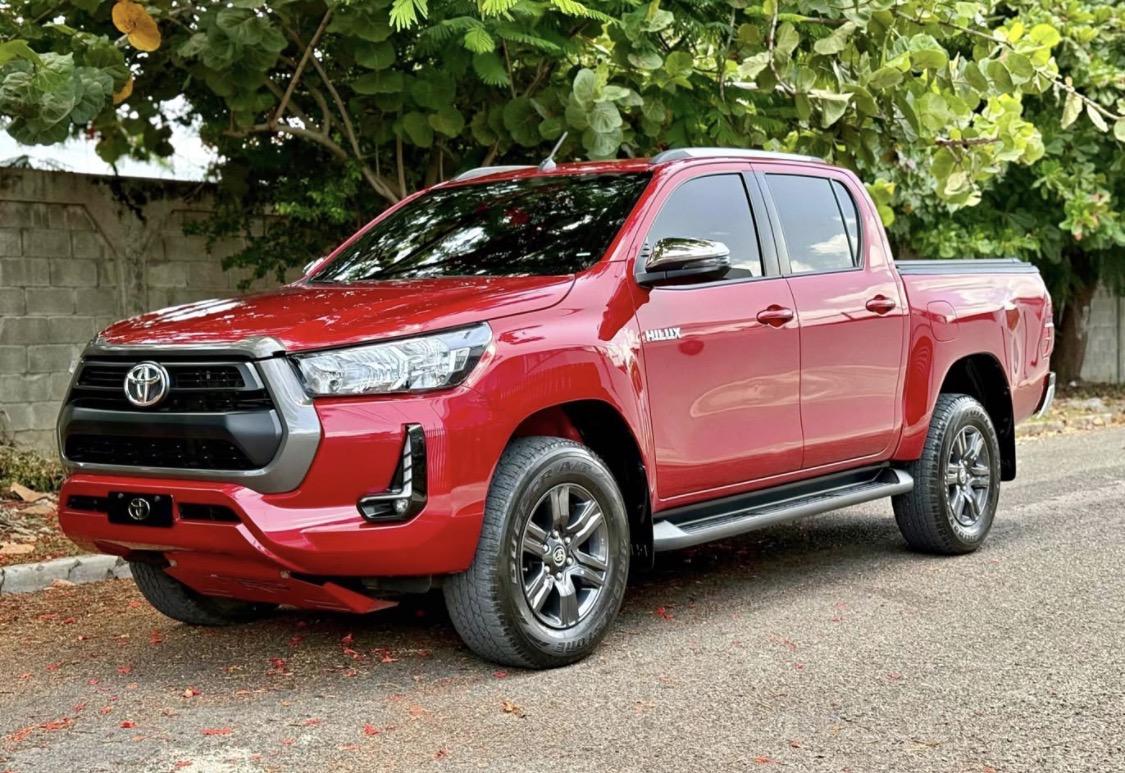 Toyota Hilux 2023 en La Vega Foto 7317273-4.jpg