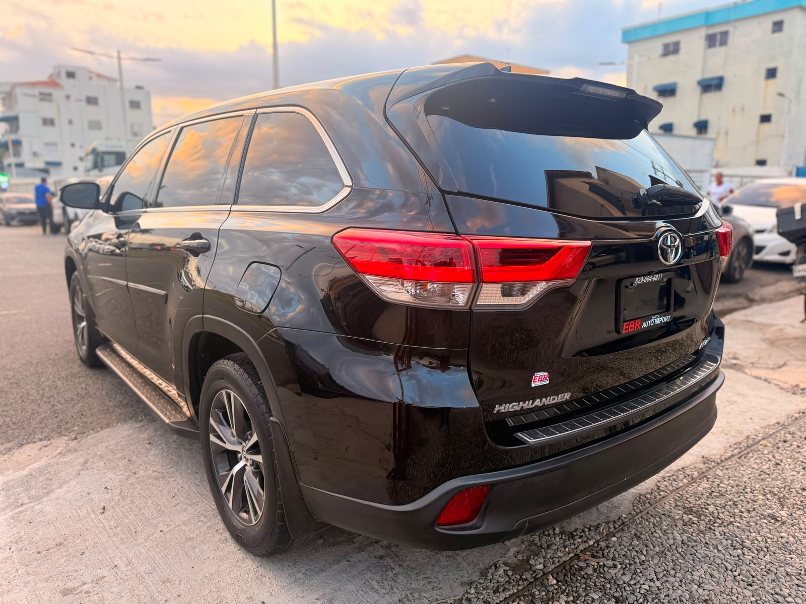 Toyota Highlander LE Plus AWD 2018 Foto 7317275-4.jpg