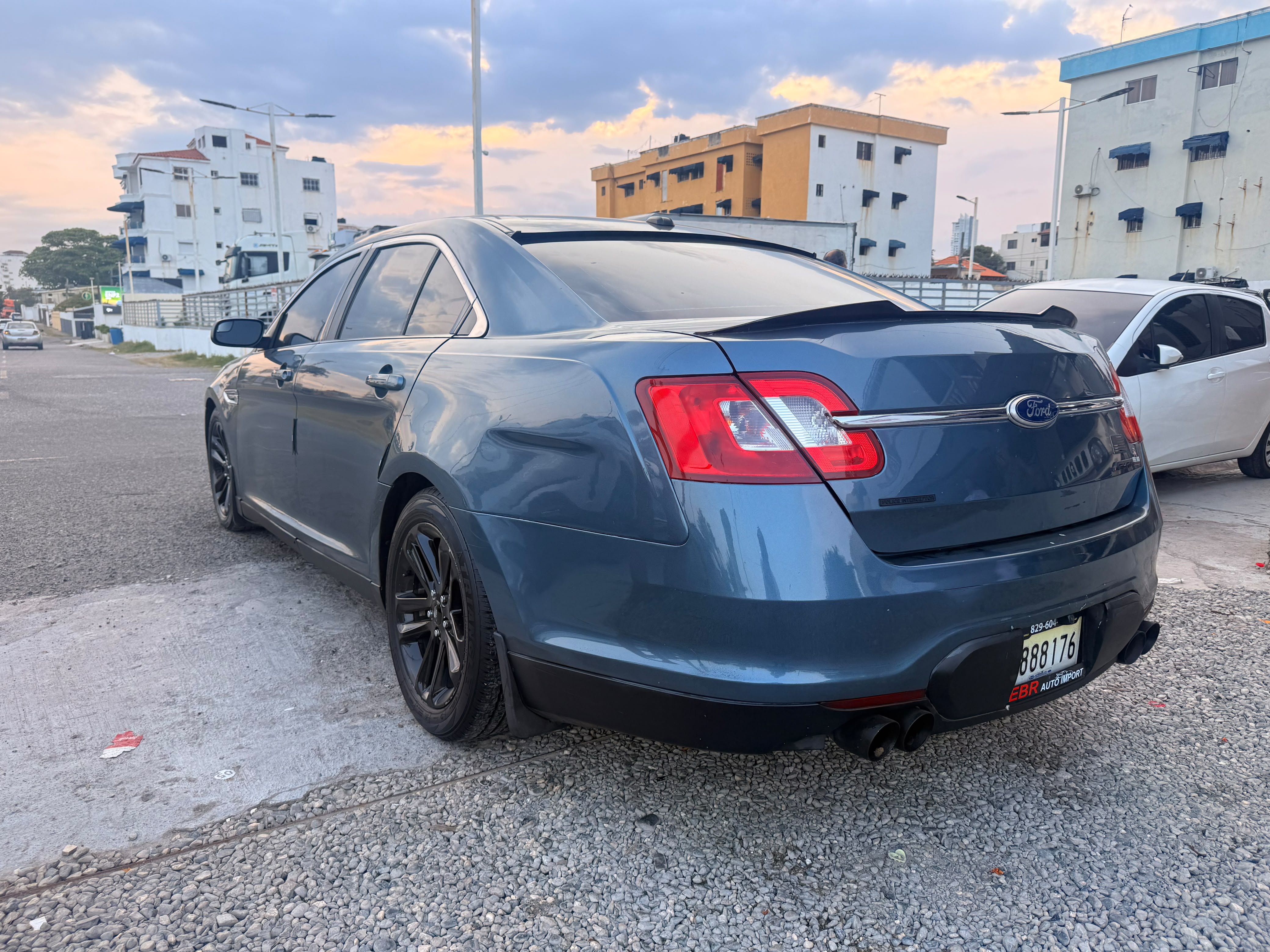 Ford Taurus Sport 2011 Foto 7317279-4.jpg