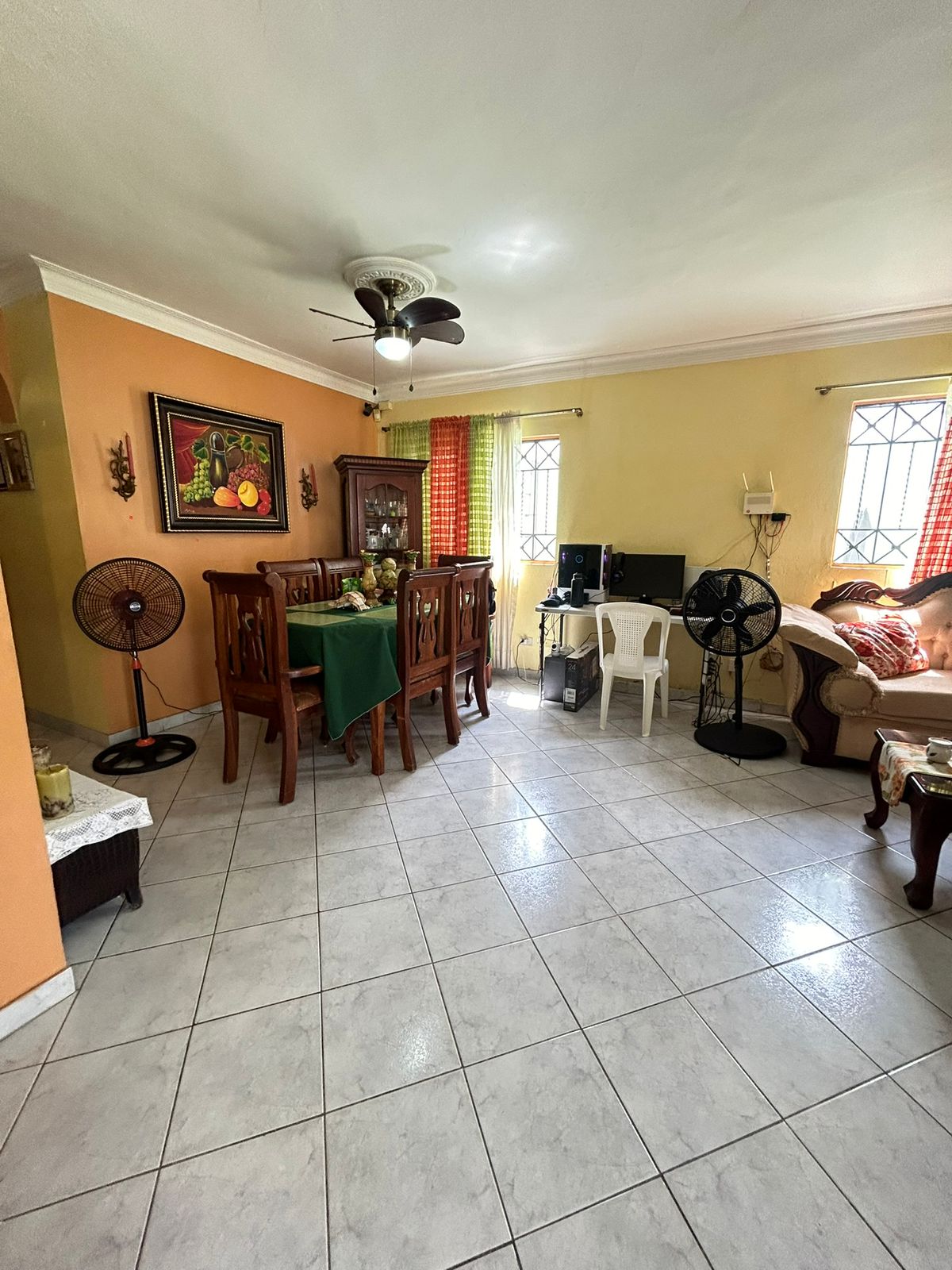 EXCELENTE CASA FAMILIAR EN VENTA EN PRADO ORIENTAL TODO AL DIA Foto 7317329-2.jpg