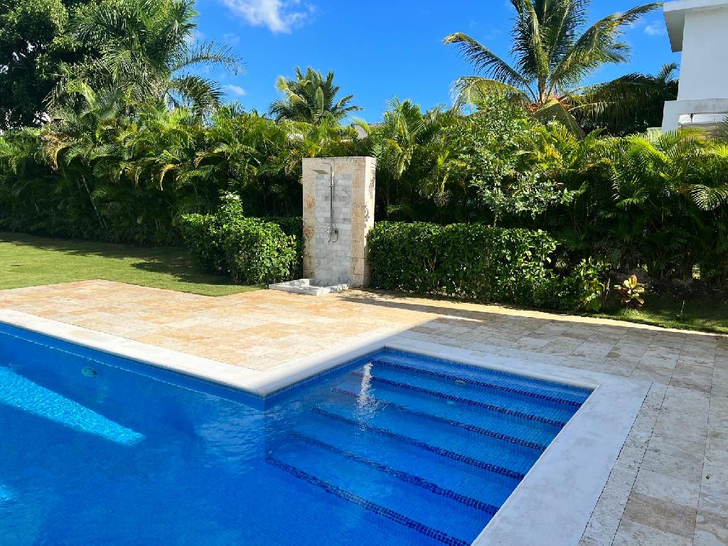 Vendo hermosa villa en Playa Nueva Romana  Foto 7317397-3.jpg