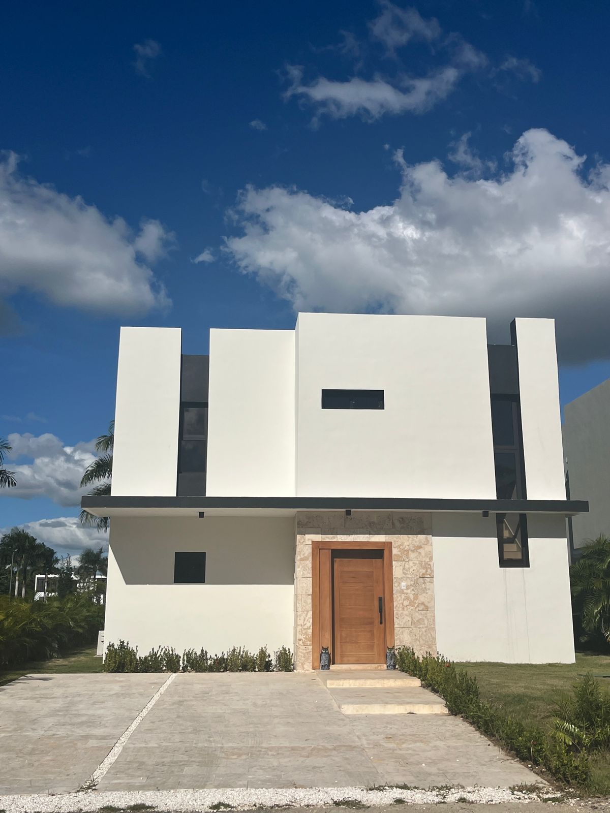 Vendo hermosa villa en Playa Nueva Romana  Foto 7317399-1.jpg