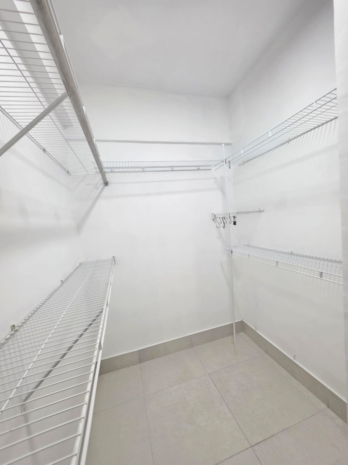 Se alquila hermoso apartamento E el Millon con Terraza Foto 7317454-3.jpg