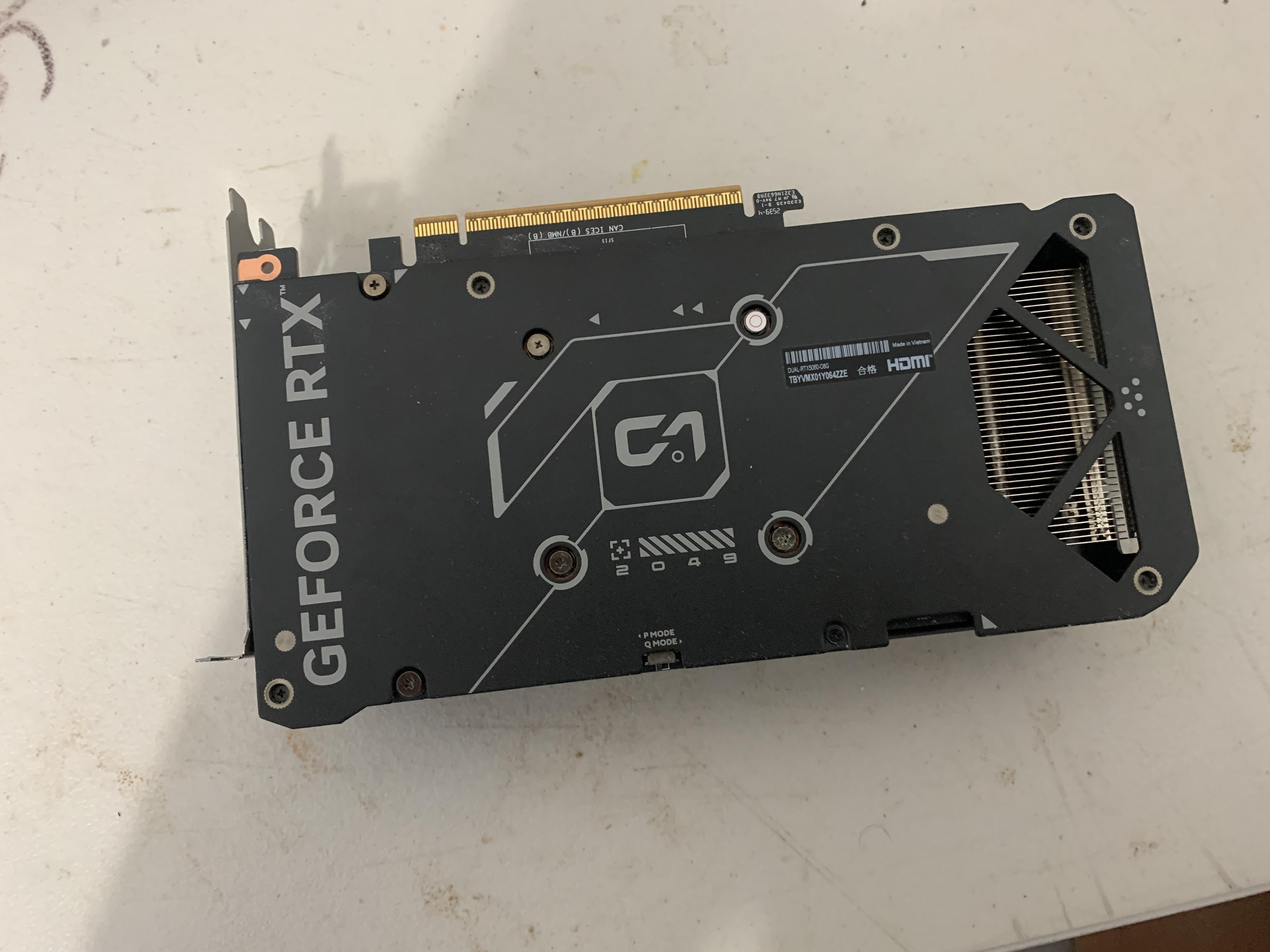 Vendo GForce RTX 5060 y control Xbox series  X en muy buenas condicion Foto 7317486-3.jpg
