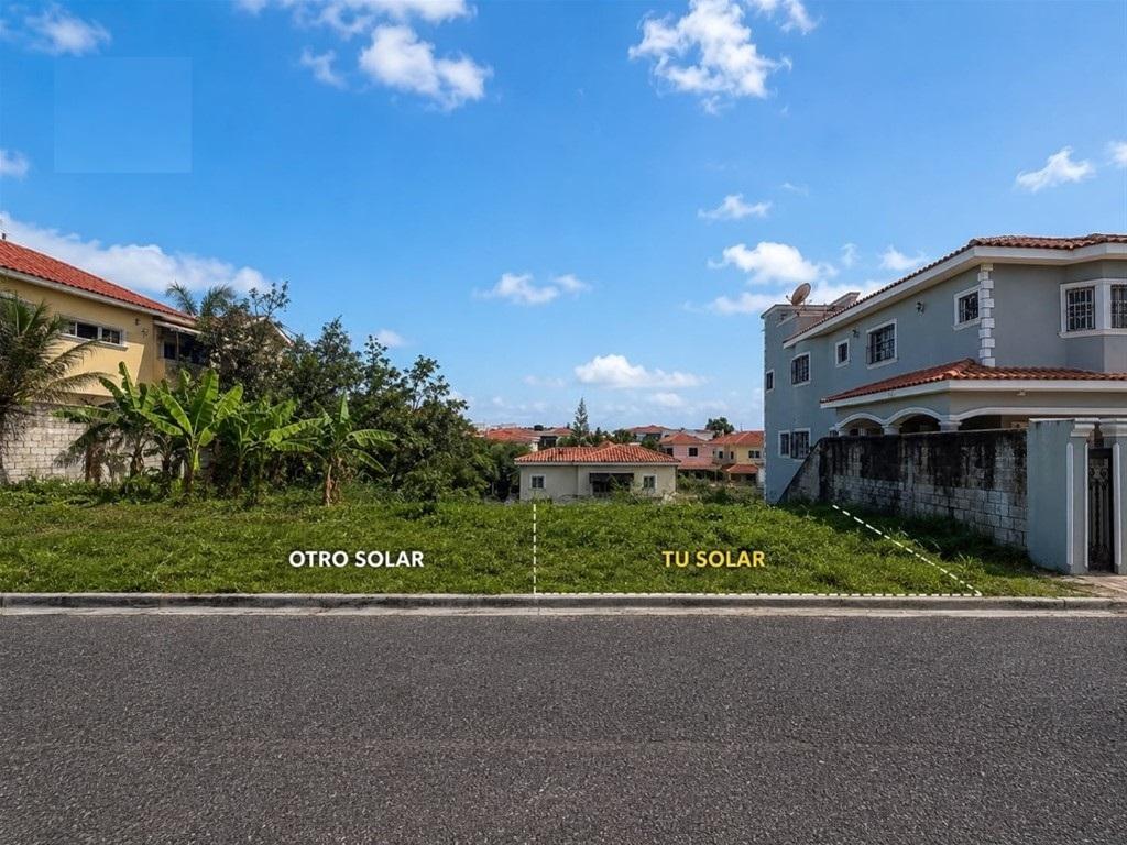 Solar de 336 m2 en Residencial Colinas del Oeste Foto 7317602-1.jpg