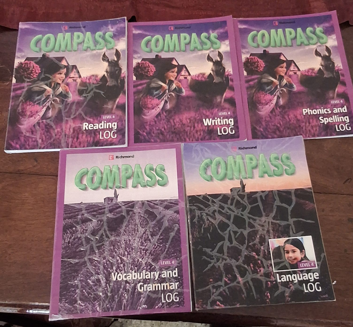 Vendo- cambio Compass Richmond Libros usados en muy buen estado Foto 7317639-3.jpg
