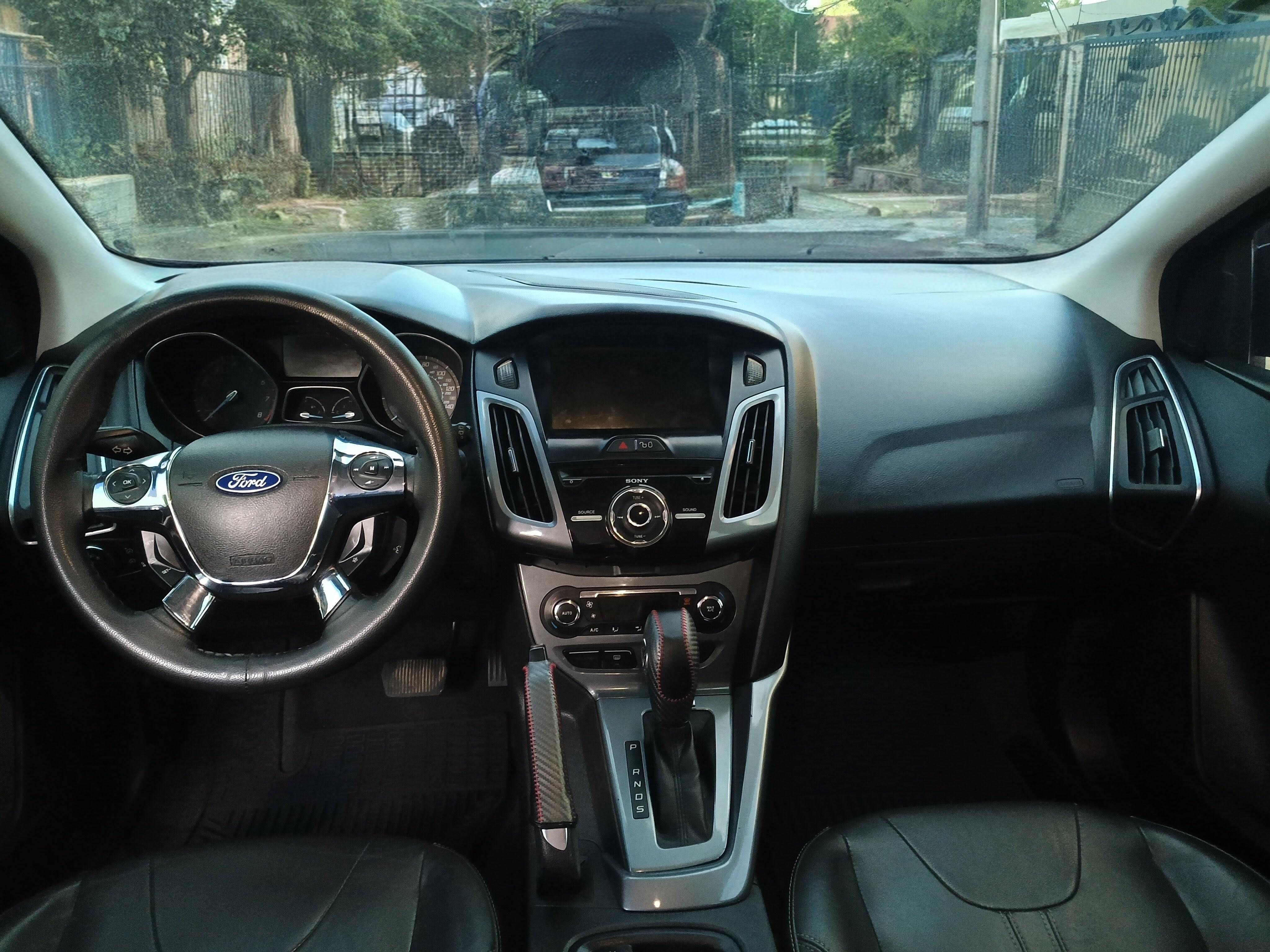Ford Focus Titanium 12  Foto 7317835-9.jpg