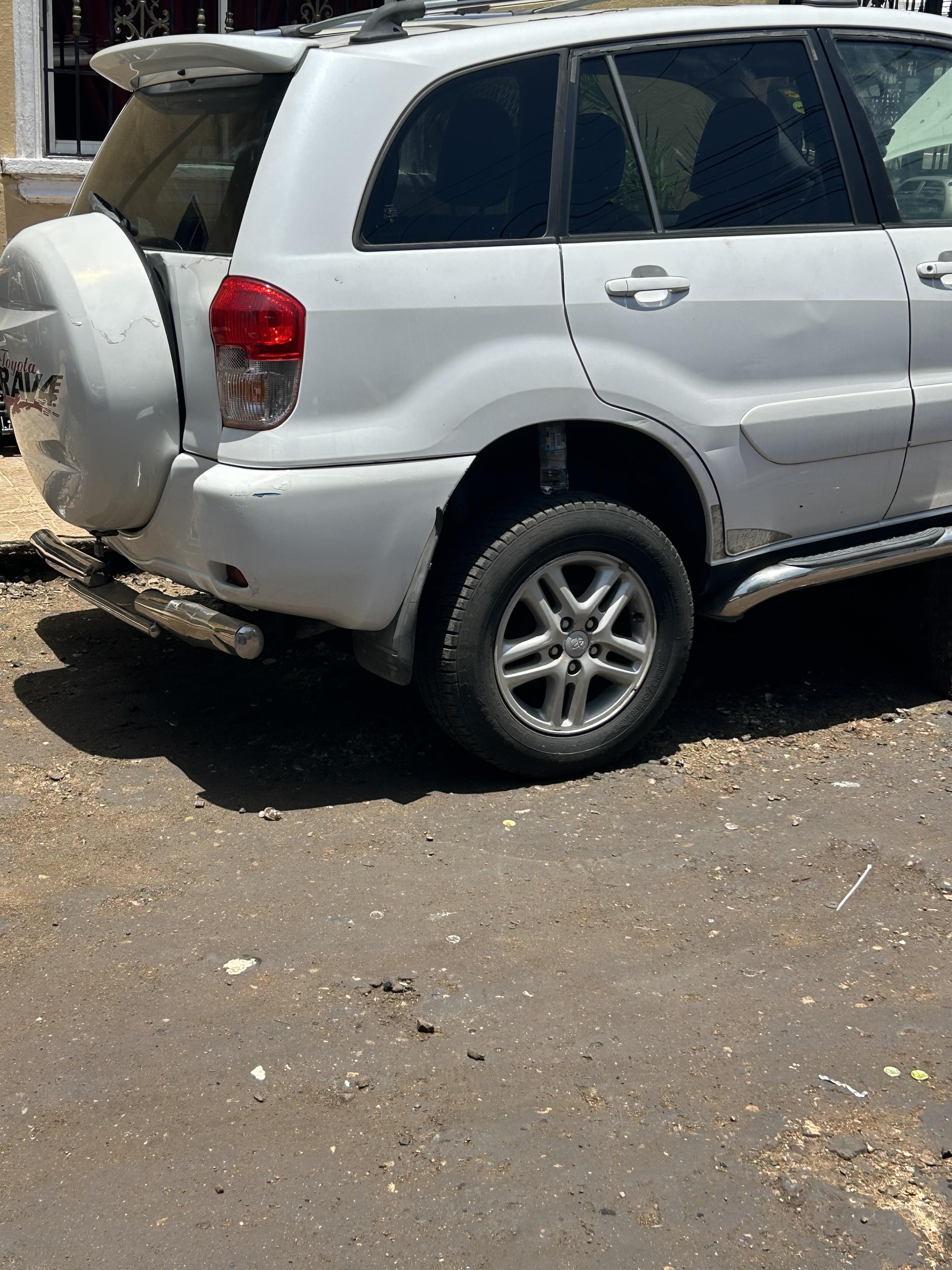 Jeepeta Rav4 2004 Foto 7317935-6.jpg