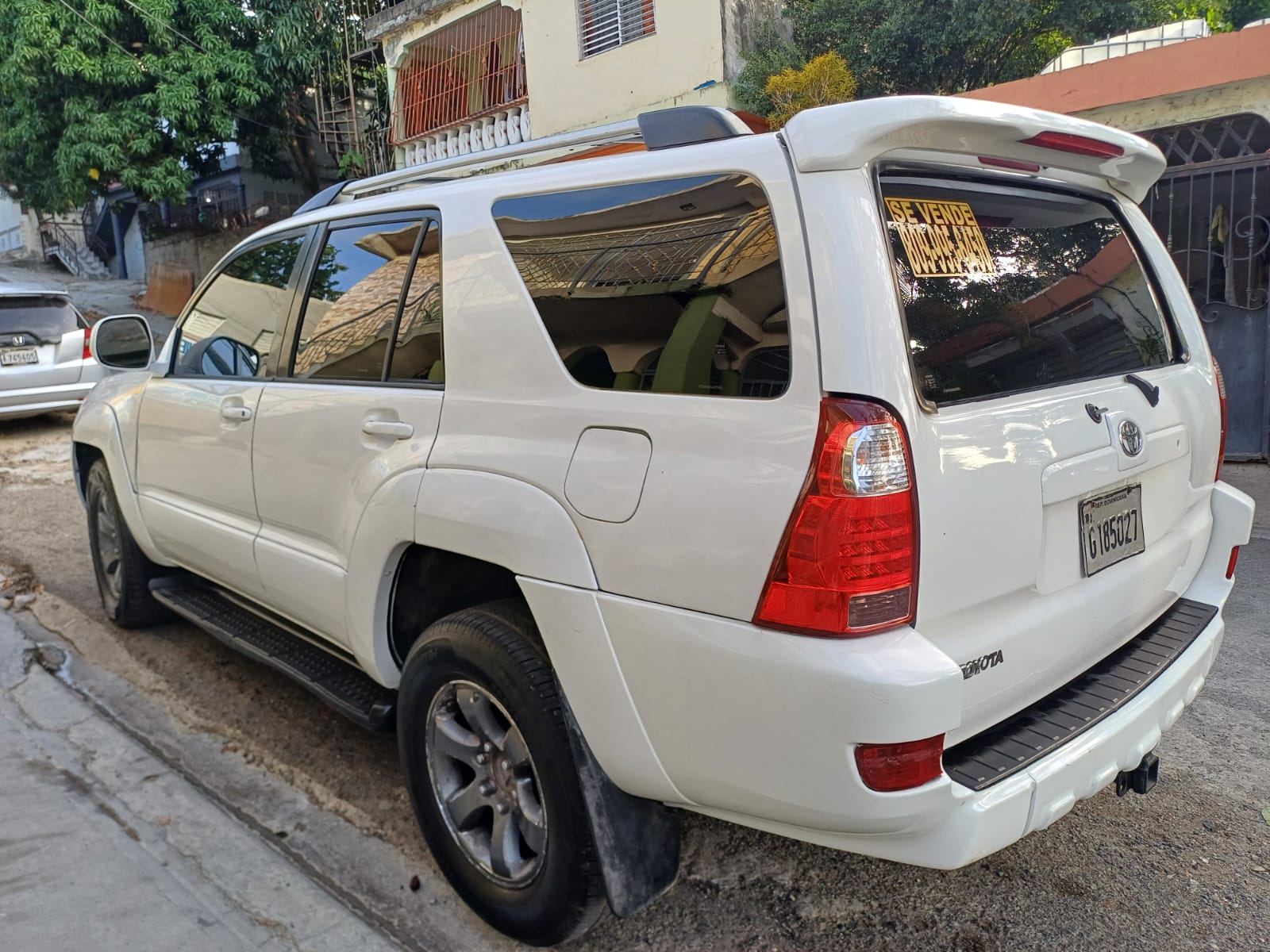 Toyota Runner 4x4 blanca 2004 en excelentes condiciones motor y transm Foto 7318068-4.jpg