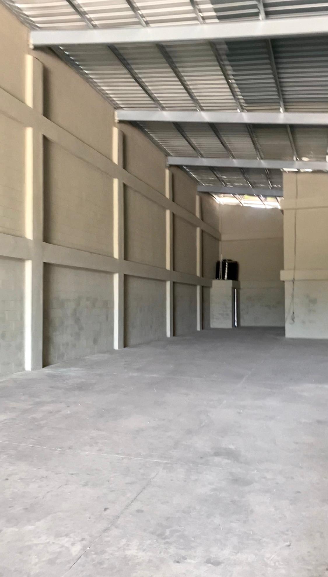 Nave Comercial en Alquiler  Villa Consuelo Santo Domingo Este Foto 7318132-13.jpg