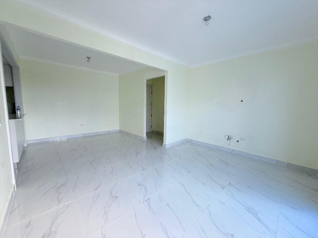 VENDO Penthouse con terraza en el Residencial  Las cayenas Aut. San Is Foto 7318164-2.jpg