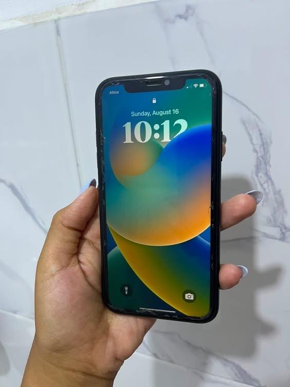 iPhone XR Negro – 256 GB Foto 7318347-2.jpg