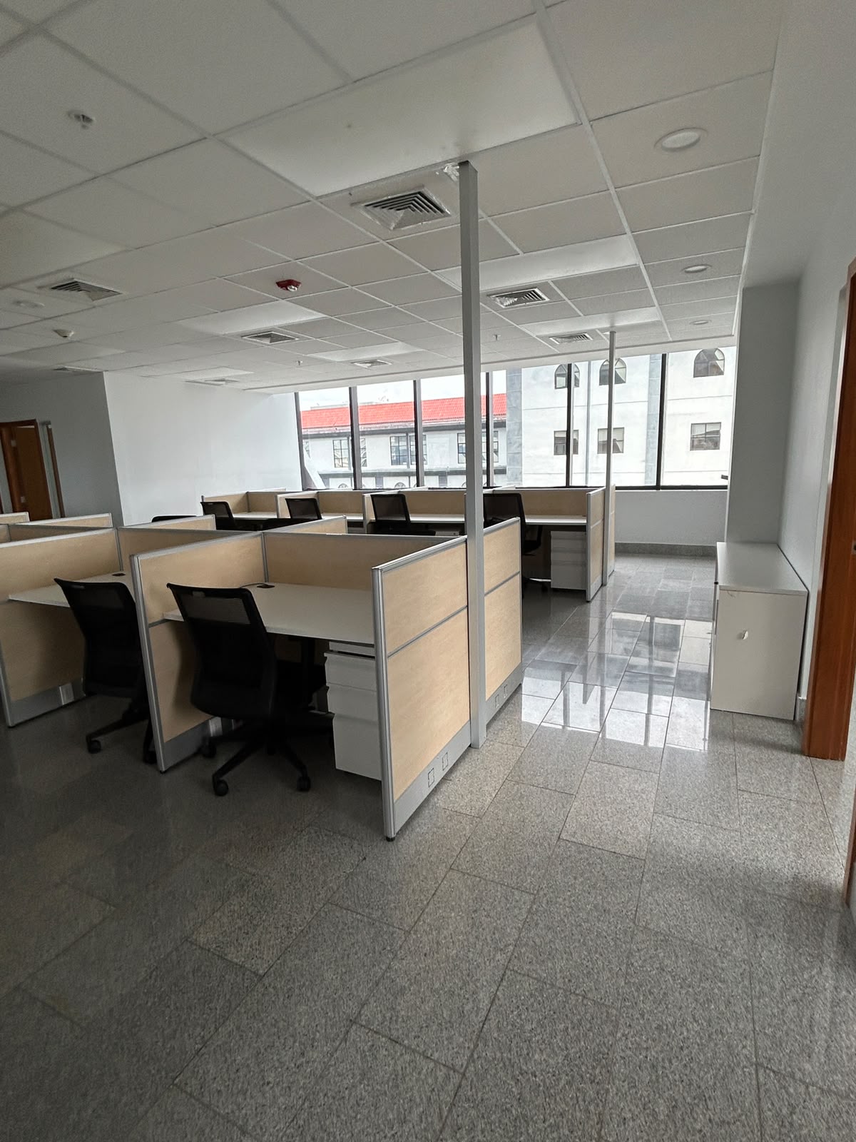 Corporate Office for Lease  Piantini Santo Domingo Foto 7318379-6.jpg