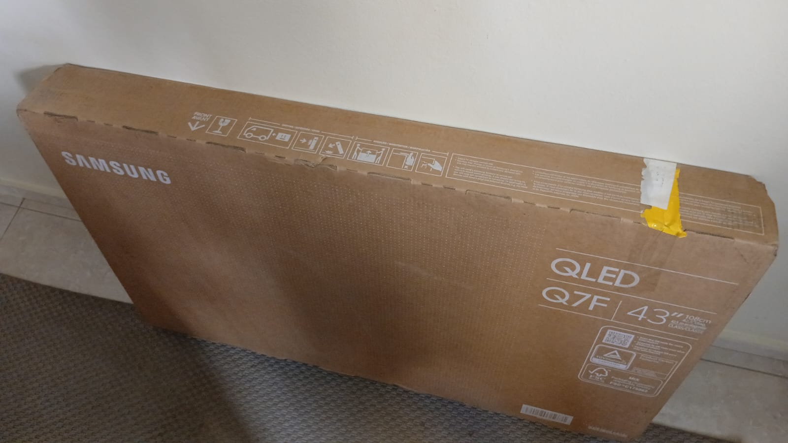 TV SAMSUNG - 43CLASS Q7F SERIES QLED 4K UHD SAMSUNGVISION AI SMART TIZ Foto 7318644-5.jpg