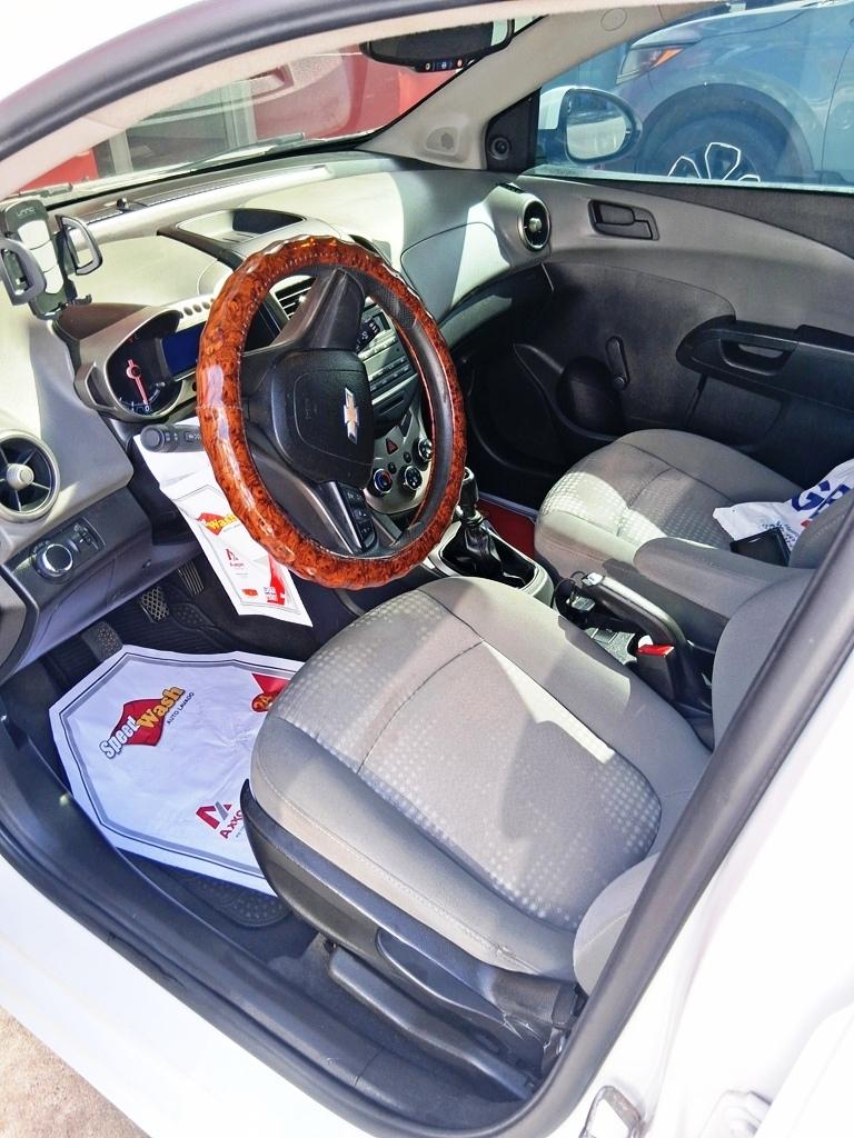 2015 Chevy Sonic Mecanico Hatchback Foto 7318741-8.jpg