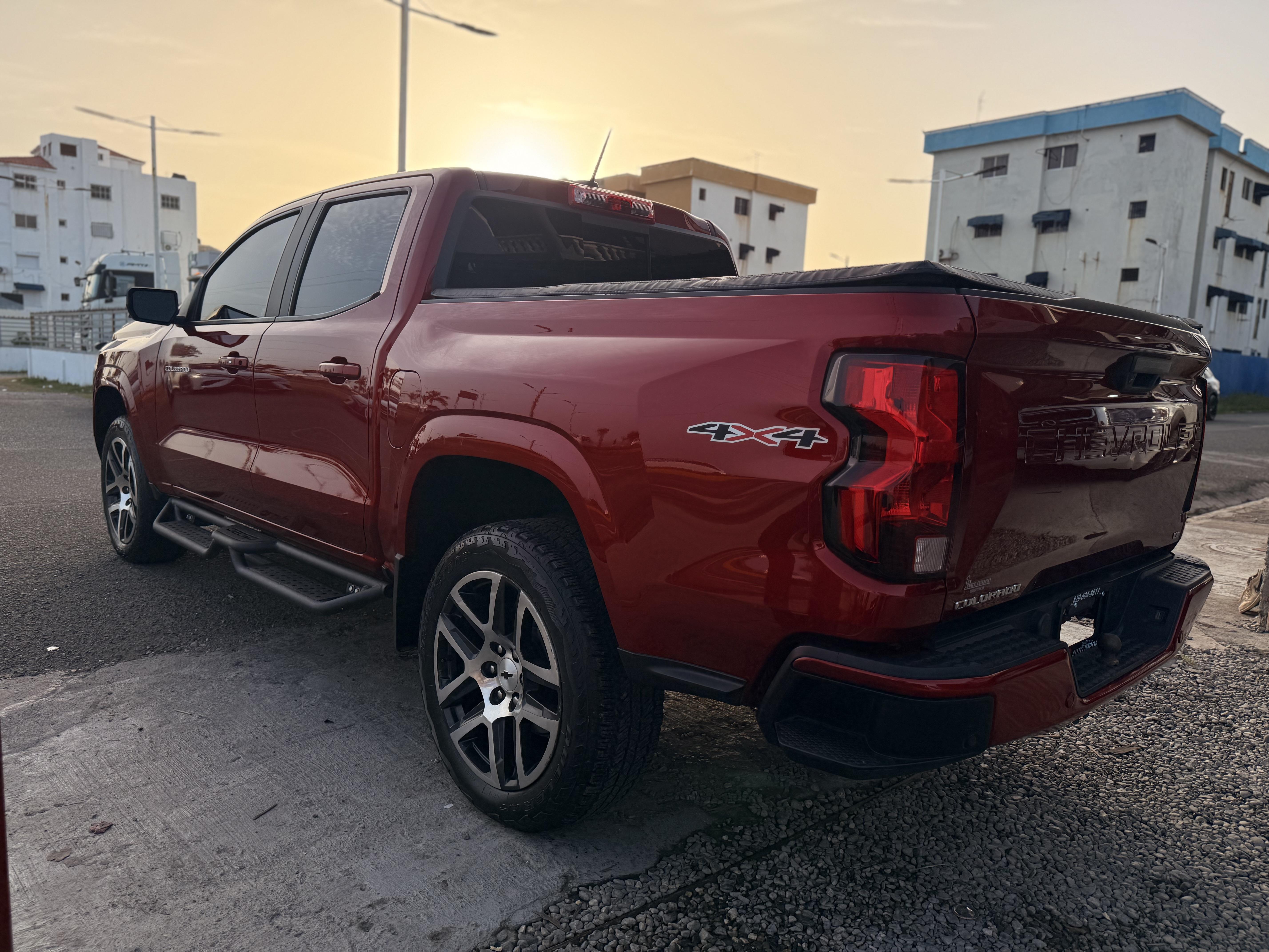 Chevrolet Colorado LT 2023 Foto 7318756-4.jpg