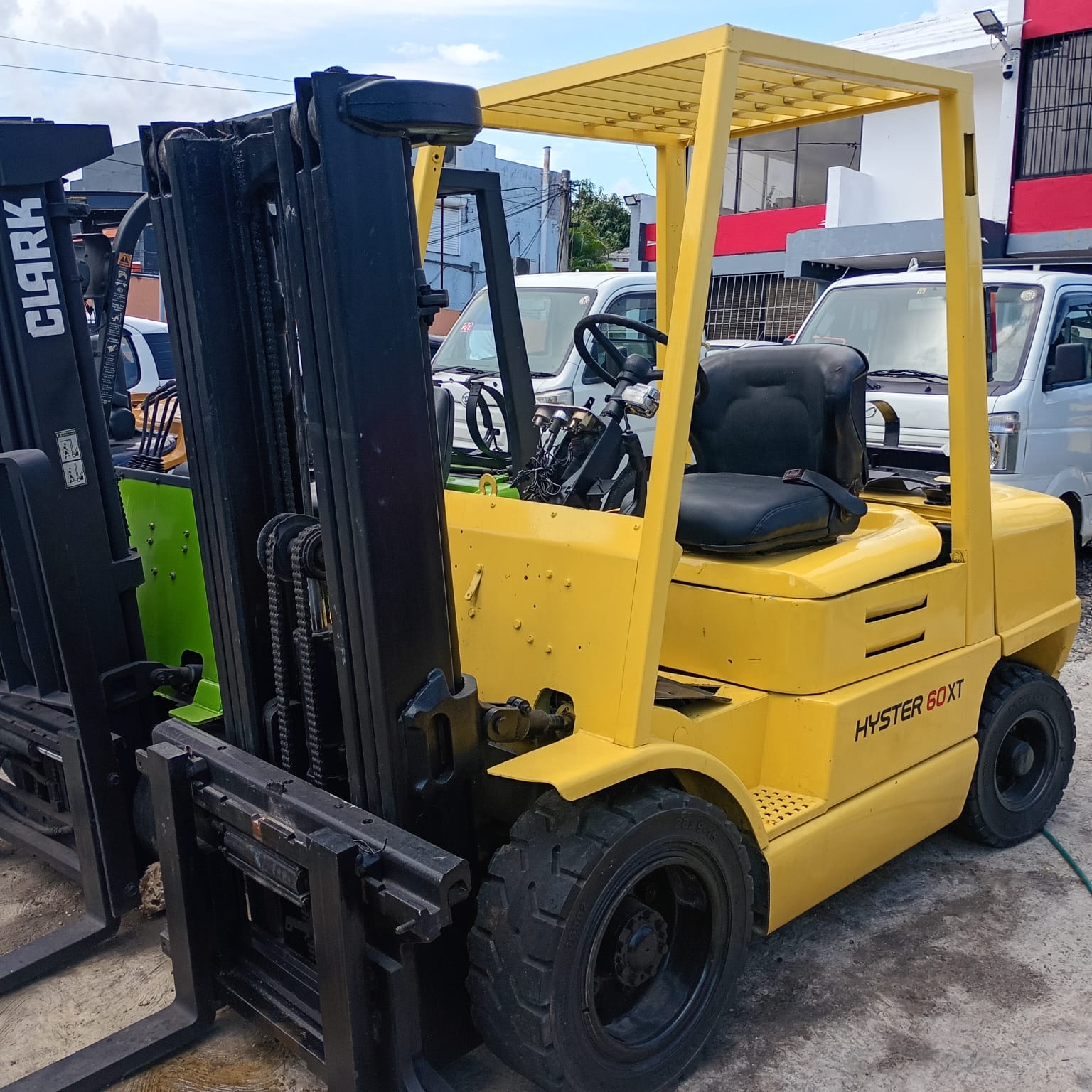 montacargas hyster toyota clark komatsu Foto 7318888-6.jpg