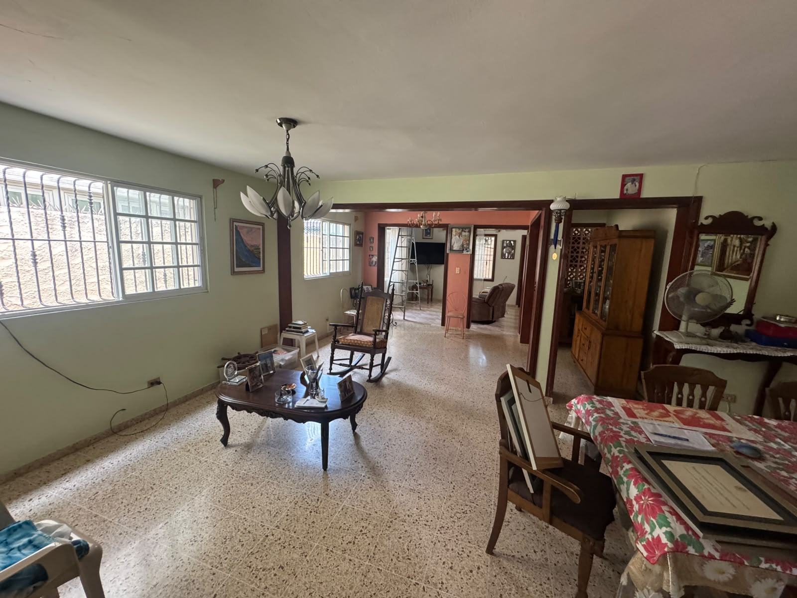 VENDO CASA EN LOS RESTAURADORES Foto 7318975-3.jpg