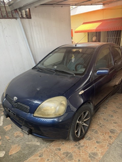 Toyota Vitz 2002 Foto 7319014-3.jpg