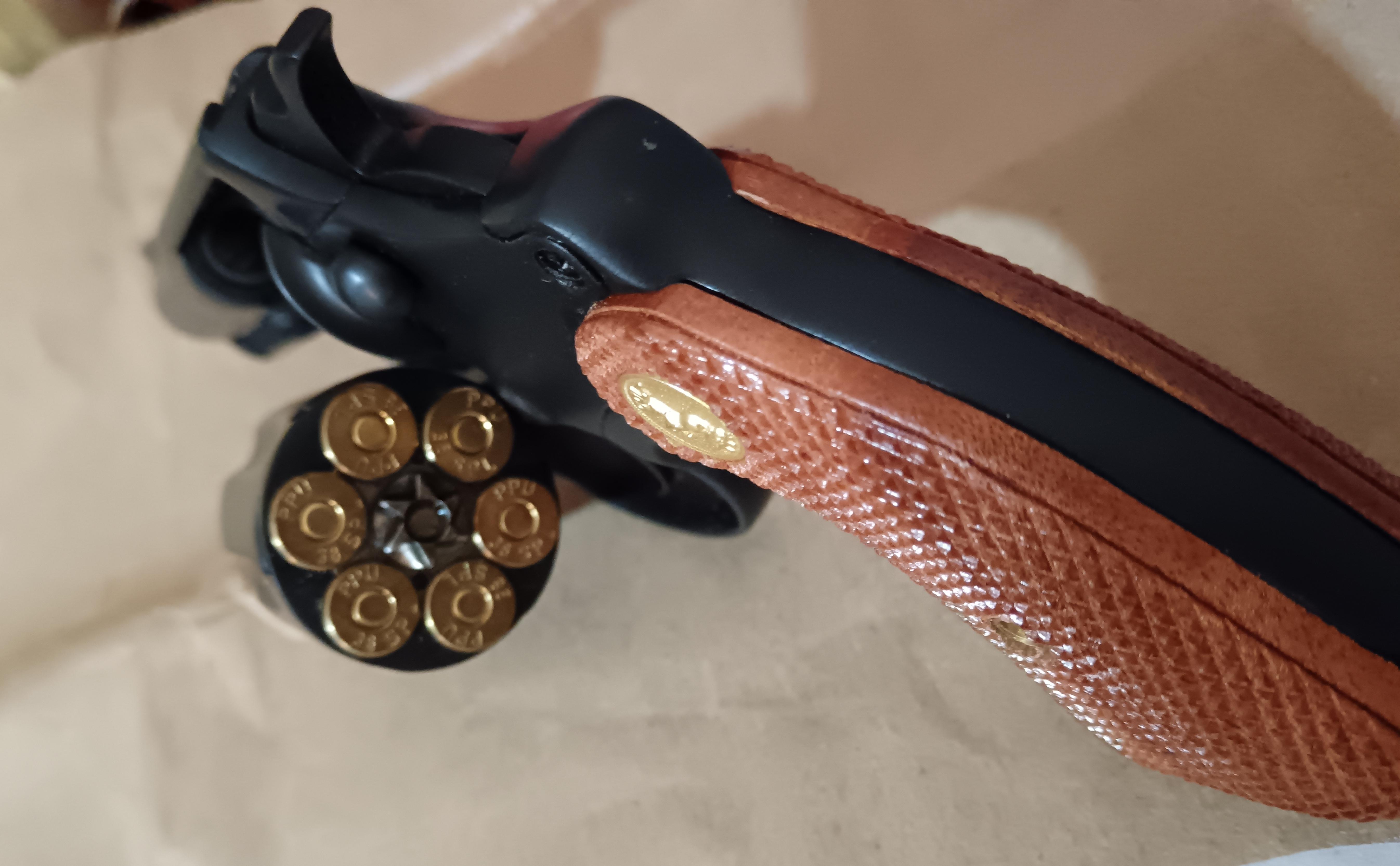 Revólver Colt Detective Especial  Foto 7319070-3.jpg