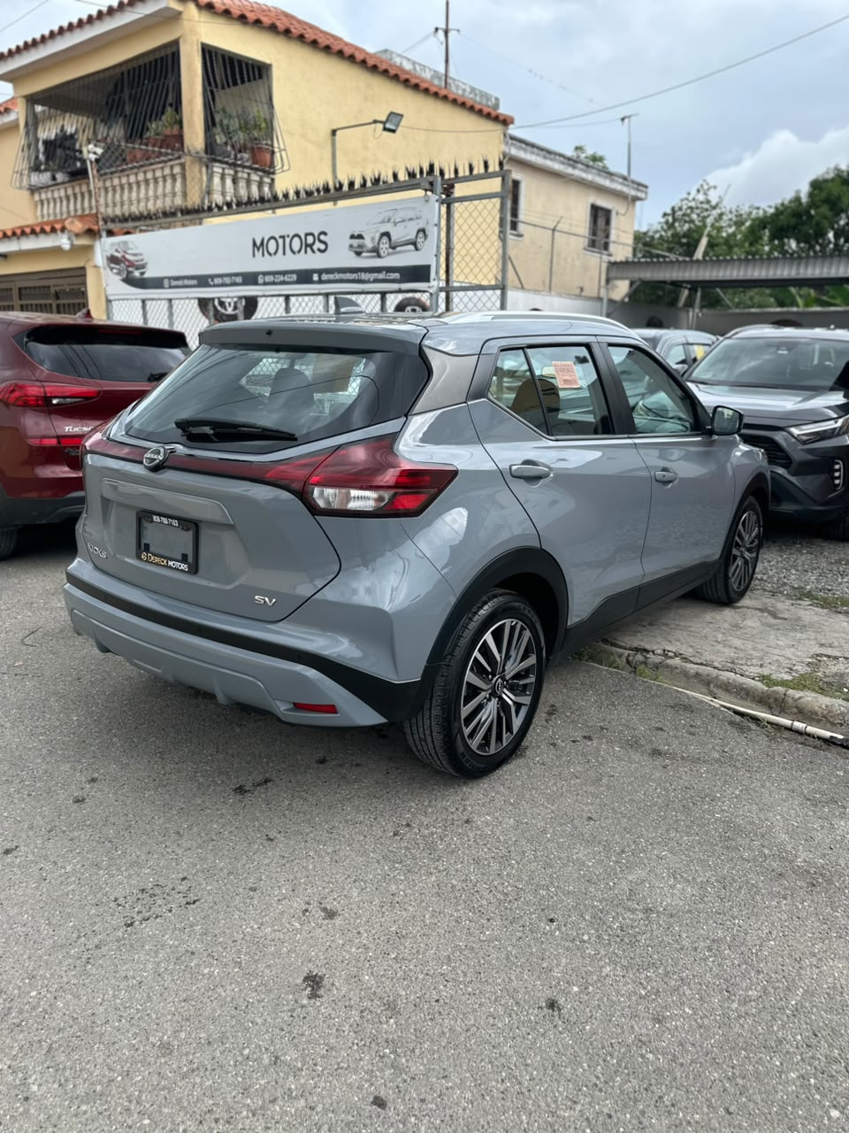Nissan Kicks SV 2023 Foto 7319083-5.jpg