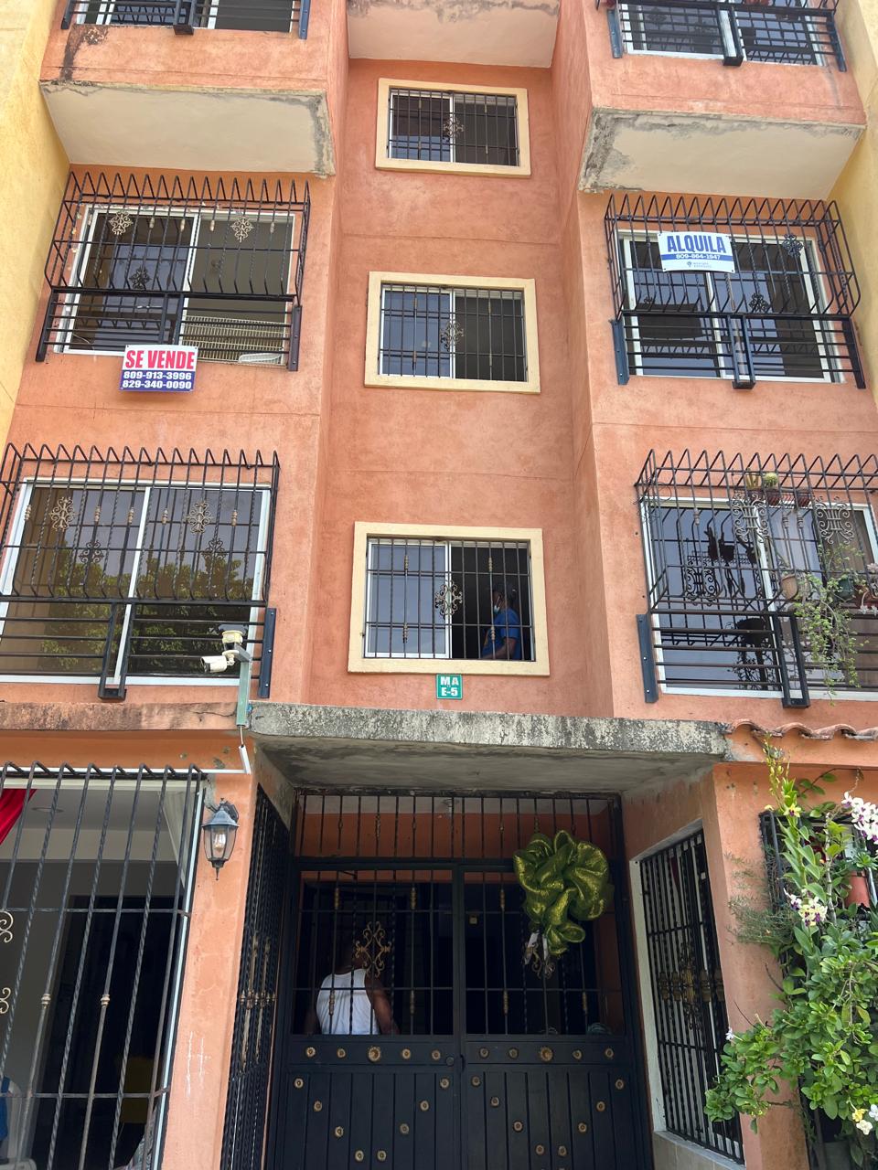 ALQUILO APARTAMENTO POR LA JACOBO Foto 7319100-5.jpg