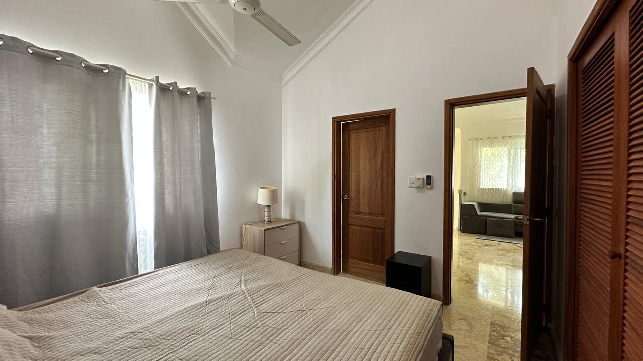 VILLA DÚPLEX AMUEBLADA EN VENTA – COSTA BRAVA PUNTA CANA VILLAGE  Foto 7319161-11.jpg
