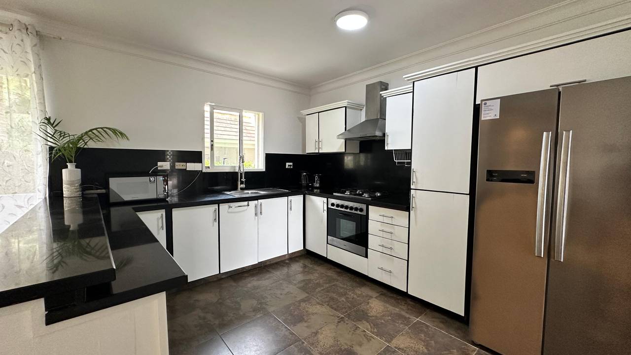 VILLA DÚPLEX AMUEBLADA EN VENTA – COSTA BRAVA PUNTA CANA VILLAGE  Foto 7319161-12.jpg