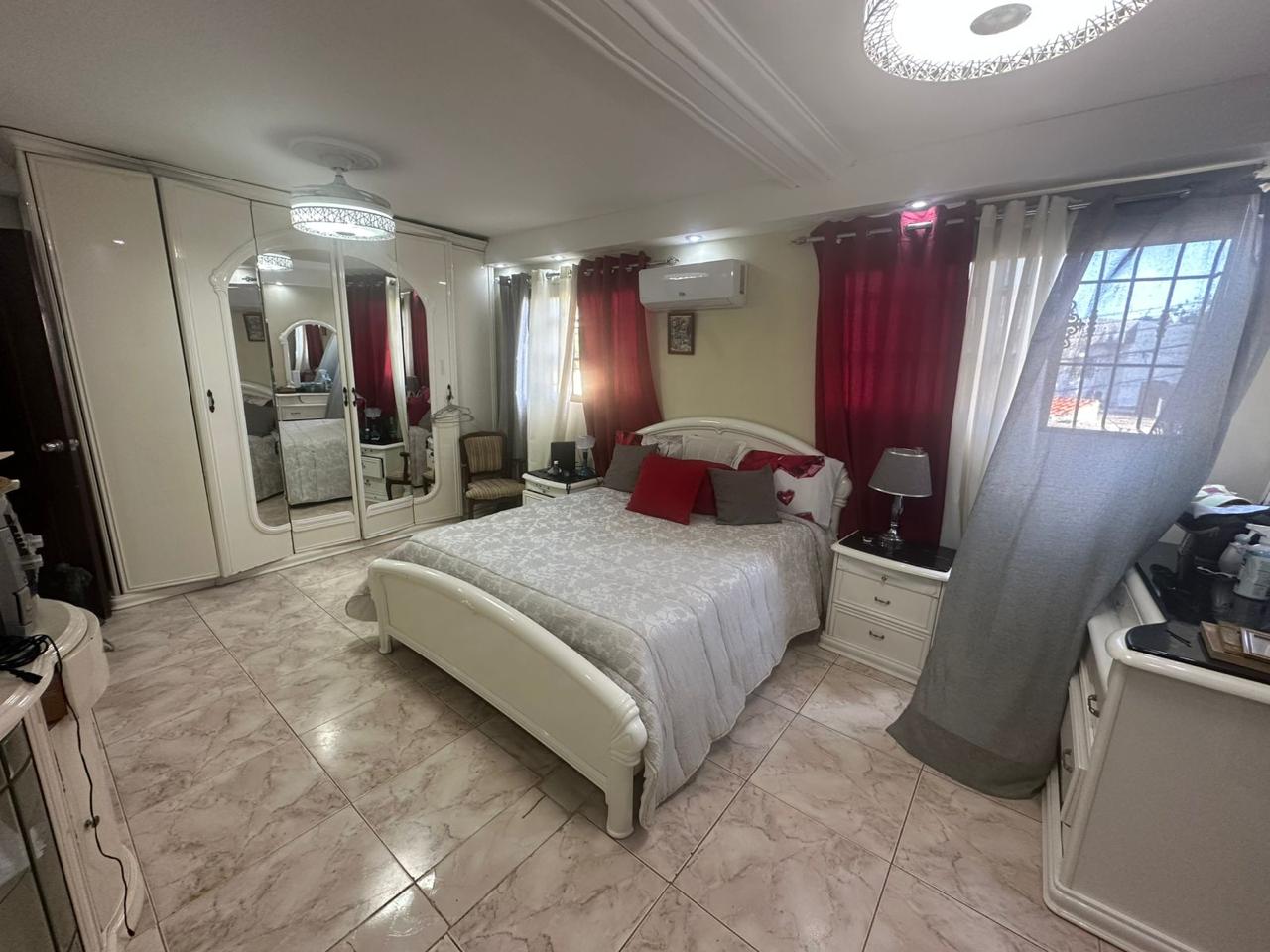 Casa en Alquiler con Piscina – San Isidro Foto 7319273-2.jpg
