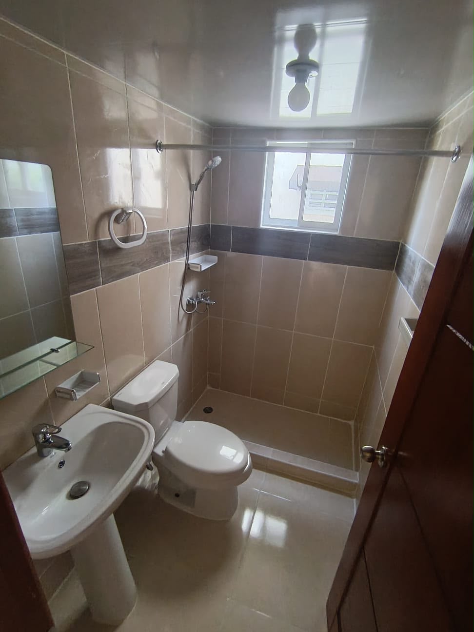 ???? APARTAMENTO EN ALQUILER – RESIDENCIAL EMILIA ???? Foto 7319285-4.jpg