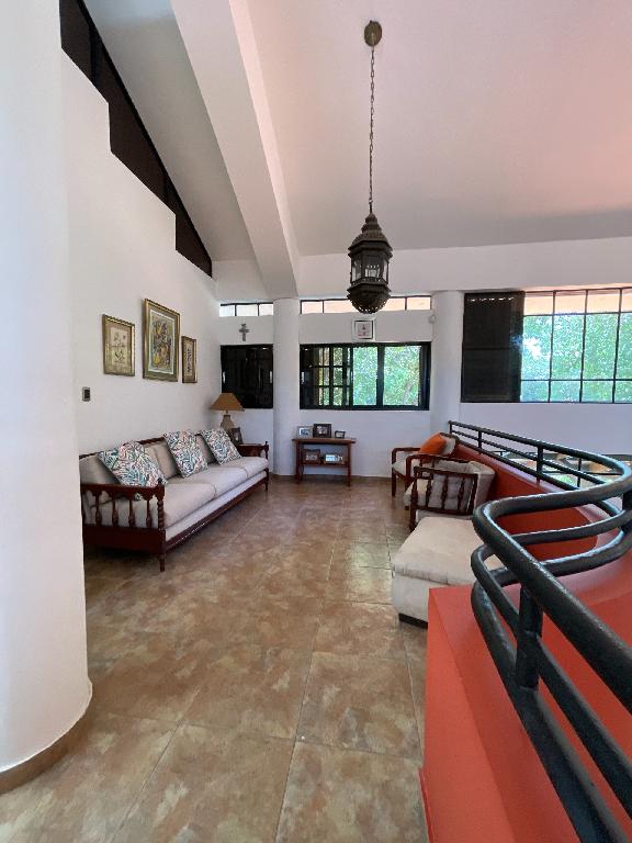 Villa de 4 Habitaciones en Venta en Juan Dolió.  Foto 7319349-1.jpg
