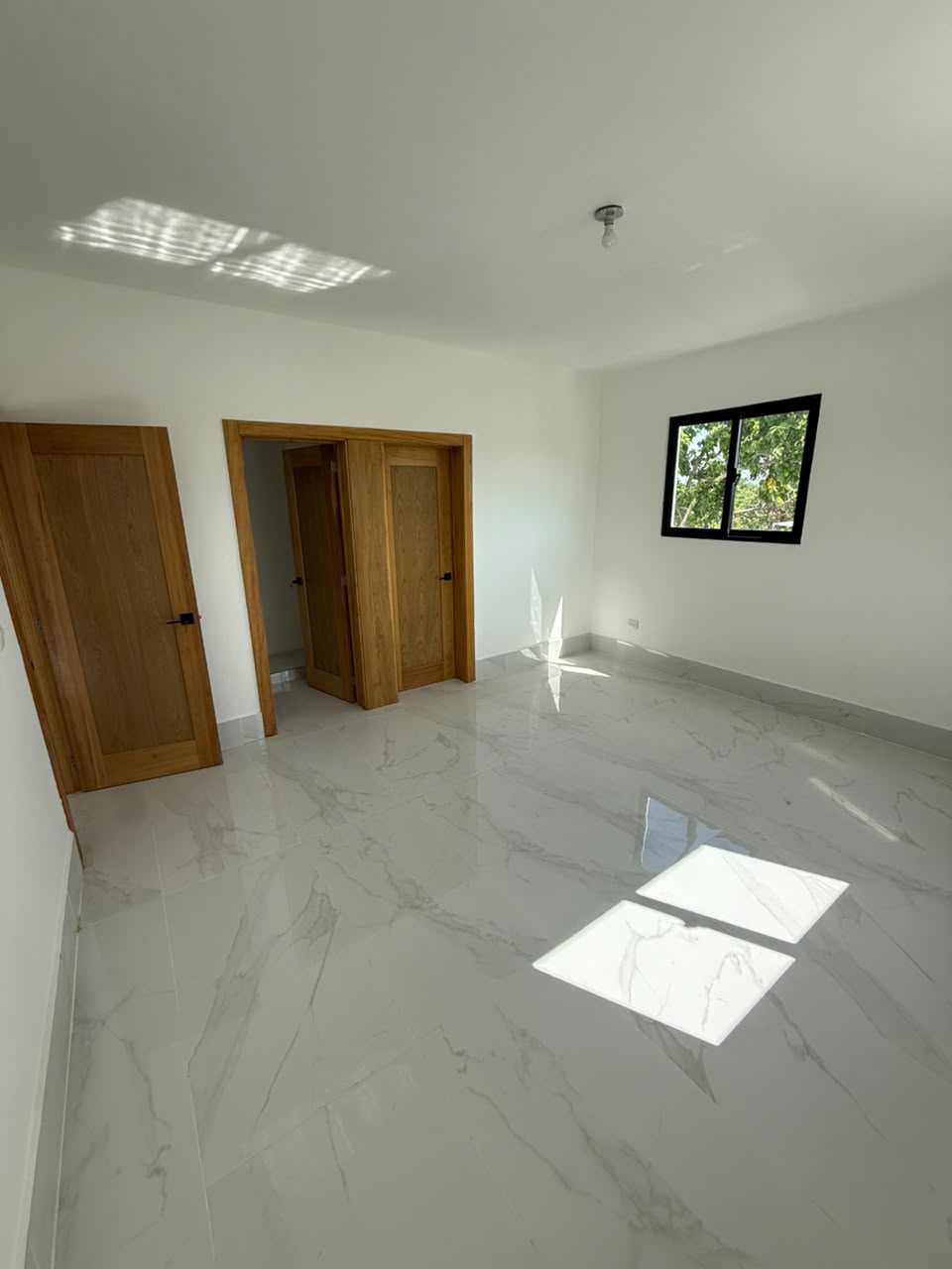 ???? APARTAMENTOS EN VENTA  AL LADO DE LA FLOR DE GURABO SANTIAGO Foto 7319419-4.jpg