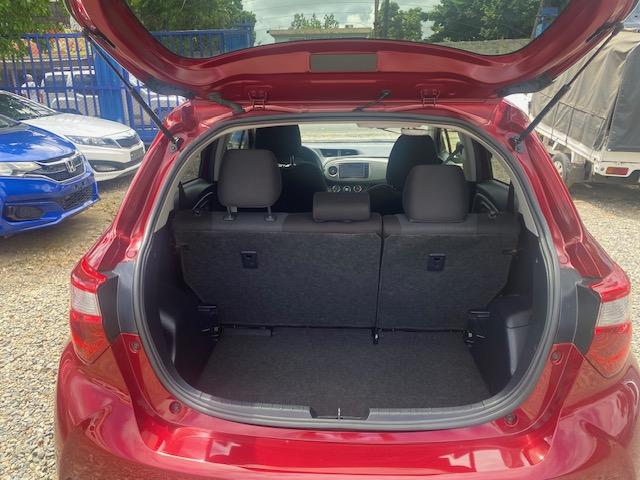 TOYOTA VITZ RECIEN IMPORTADO AÑO 2020 EXCELENTES CONDICIONES Foto 7319584-7.jpg